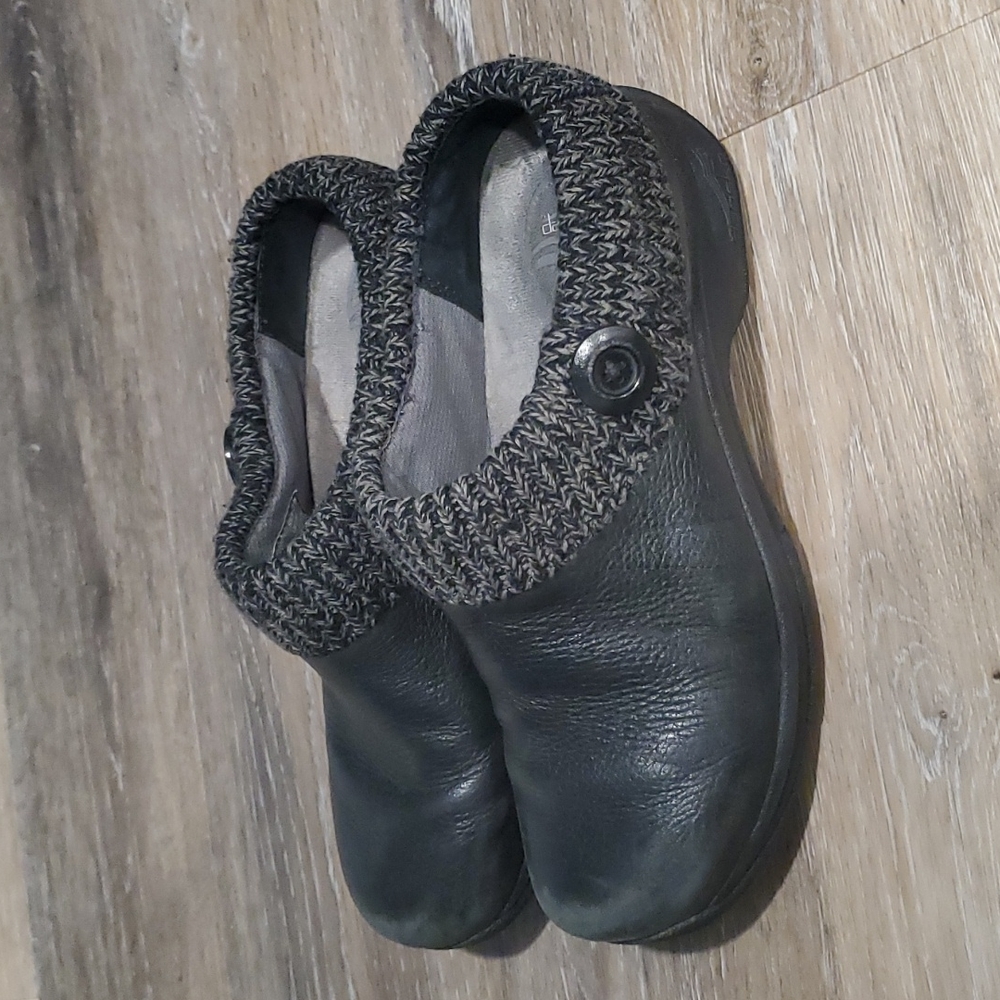 Dansko black clog size 39